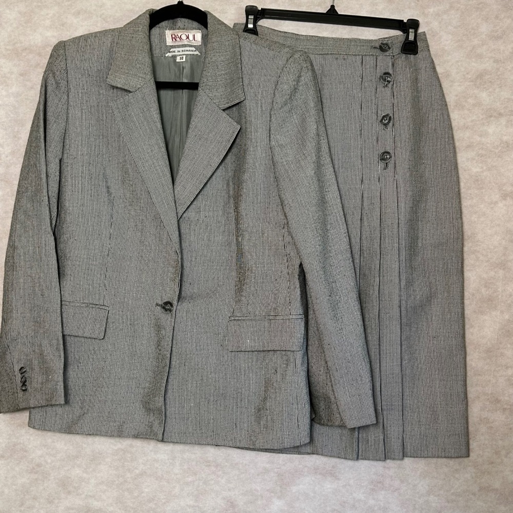 Raoul Women's Skirt Suit Set Gray Blazer Pleated Midi Career Jacket 10 Skirt 8
